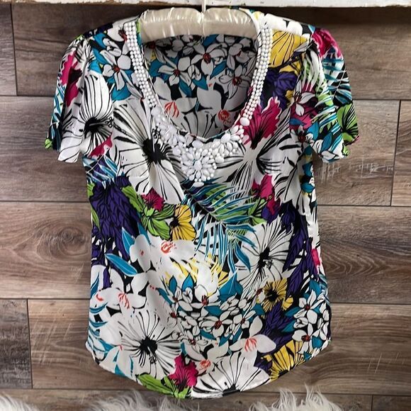 Sag Harbor Ladies Floral Blouse, Petite Small, Multicolor Floral Design - Picture 1 of 6